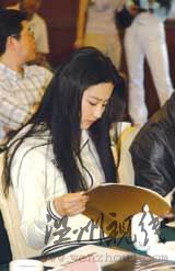 劉亦菲還原真實身份：沒有叛逆期的女生(組圖)