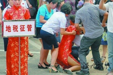 鄭州職工運(yùn)動(dòng)會(huì)上1小時(shí)4名禮儀小姐暈倒