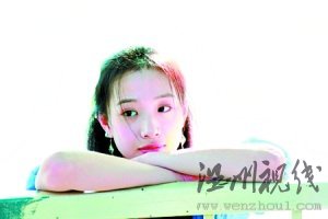 內地清純女演員“瀕臨滅絕” 招潛規則“圍剿”