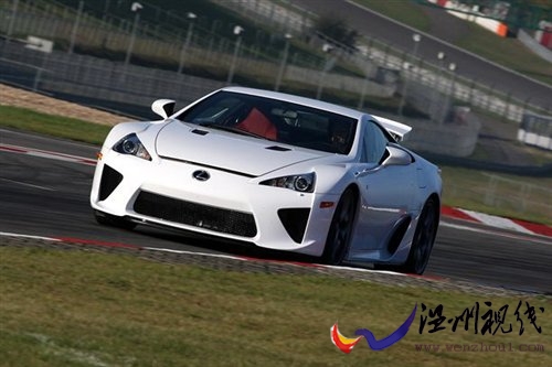 科技護航重裝上陣 試駕雷克薩斯-LFA 汽車之家