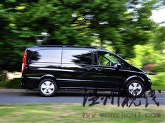 奔馳 福建戴姆勒 唯雅諾 2010款 2.5l 尊貴版