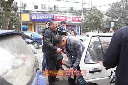 最淡定搶車賊
