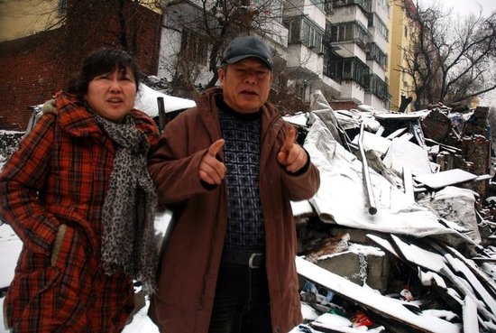 深夜強(qiáng)拆致居民流離失所 央視稱(chēng)系黑社會(huì)犯罪