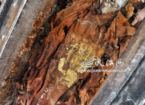 南昌出土明代寧王 明代寧王被野蠻的現代人掘墓