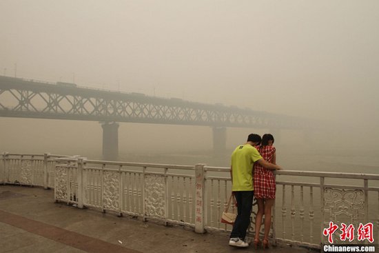焚燒秸稈致霧霾天氣