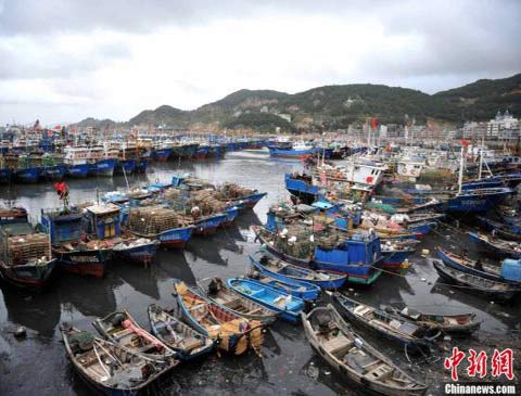 雙臺(tái)風(fēng)“聯(lián)袂”逼近中國(guó)沿海 將引發(fā)多地強(qiáng)降雨