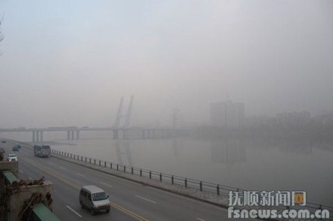大霧擾遼寧 省內部分高速因霧封閉