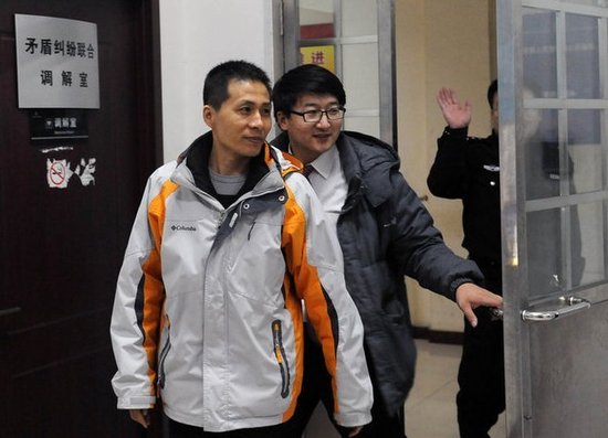 重慶警方跨省約談不雅視頻爆料人 索要證據(jù)遭拒