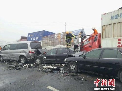 海寧杭浦高速車禍現場