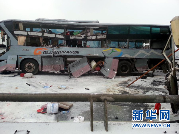 常德常張高速車禍現場