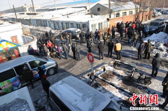 哈爾濱火車與轎車車禍