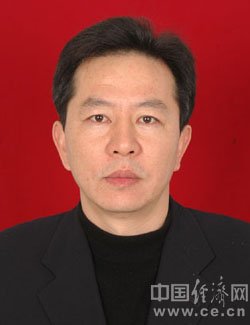 溫州市秘書(shū)長(zhǎng)吳開(kāi)鋒被小三爆料 省紀(jì)委介入調(diào)查吳開(kāi)鋒小三事件