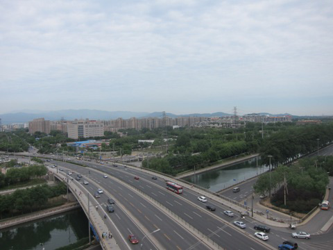 北京本周雨水較少晴天為主 周四高溫將達(dá)34℃