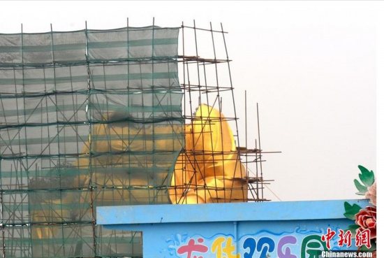 大背頭彌勒佛重現