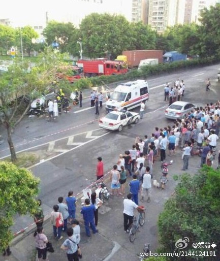 梅林關(guān)車禍