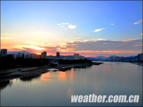 福建本周持續高溫 福州8月迎來最高溫39.8℃