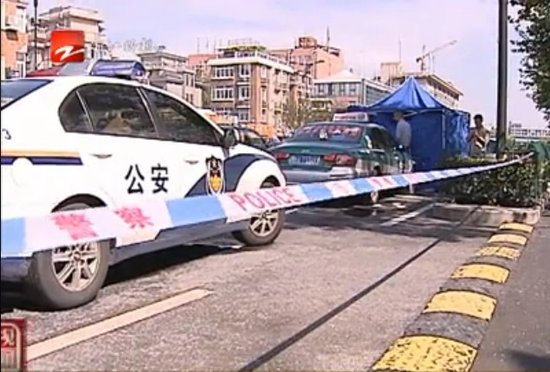 的哥猝死 杭州一的哥勞累過度開夜班時猝死車中
