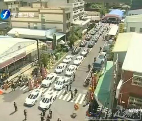 111輛超級跑車場面壯觀