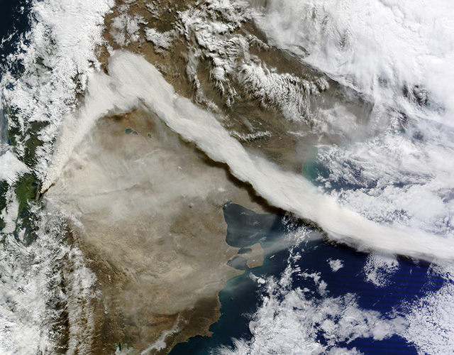火山噴發太空俯瞰圖