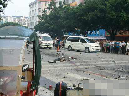 廣西桂林市靈川縣八里街爆炸事故現場