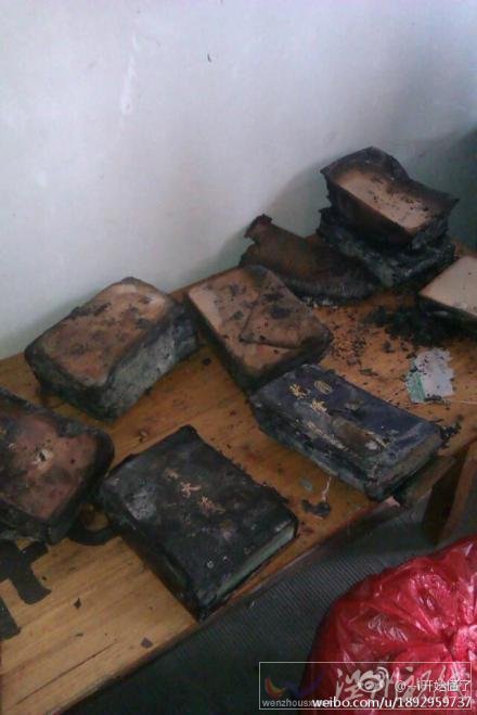 白龍寺大量經書被燒毀