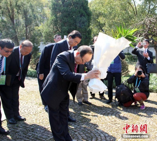 蔣介石之孫奉化祭祖