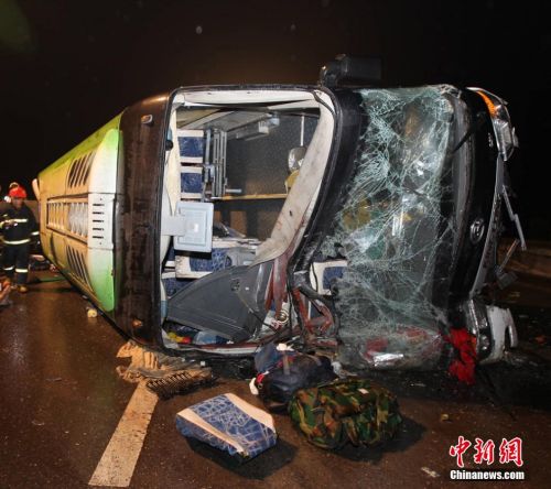 重慶黔江車禍現場圖片