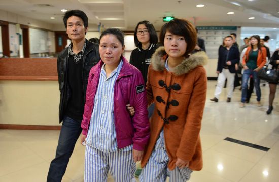 泰順女孩陳月靜：生母21年后現身相認捐腎救女