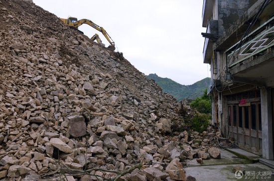 蒼南山體塌方