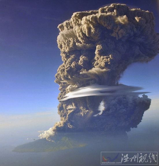 印尼火山噴發圖片