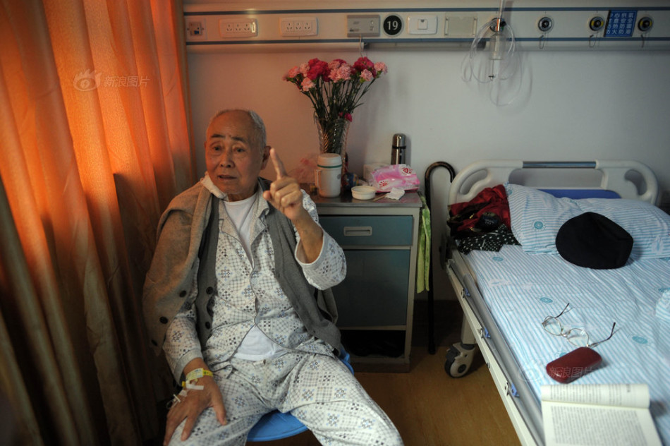 老人為健身喝尿24年