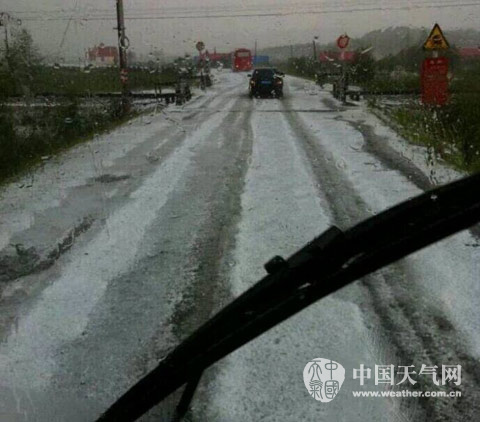 內蒙古冰雹強對流天氣