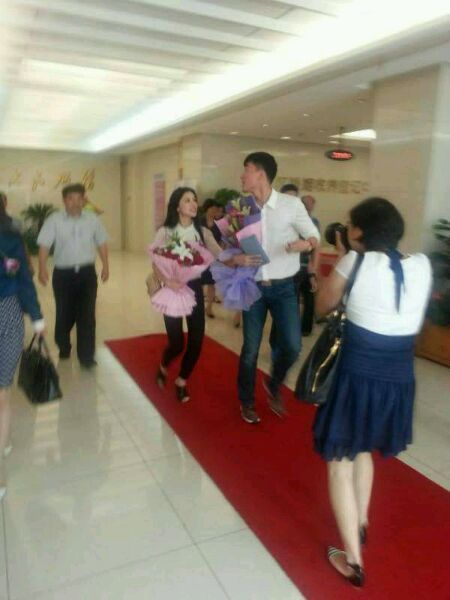傳劉翔結婚了 和女友在上海領證