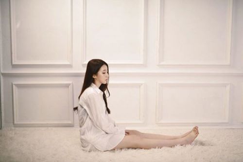 美顏雪肌實習女老師