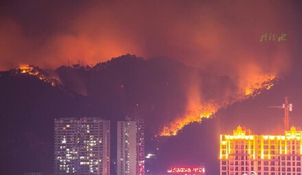 廣西梧州突發山火