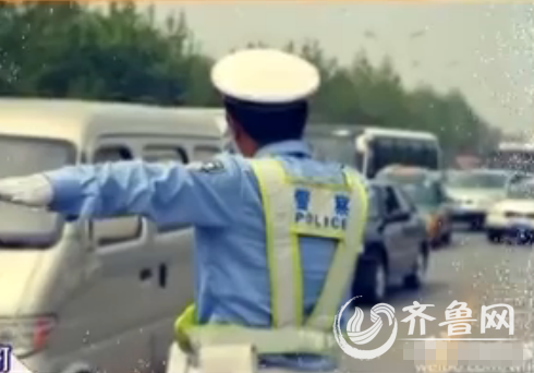 濰坊交警執(zhí)勤