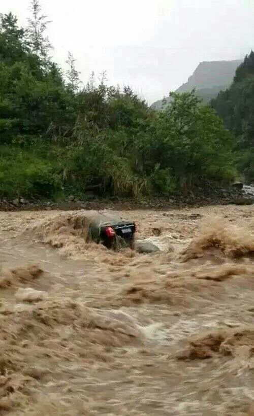 南江車禍