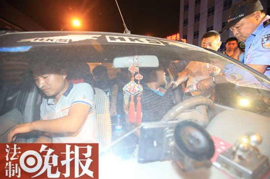 北京黑車司機拒查
