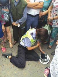 豪車女打協警
