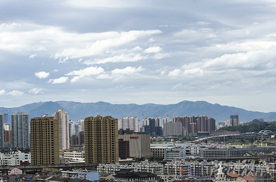 溫州刮臺風不下雨，天氣還很好。