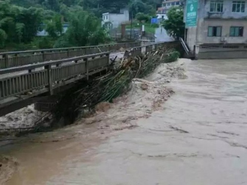 四川省敘永縣暴雨洪災(zāi)泥石流災(zāi)害