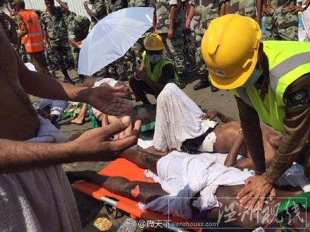 麥加踩踏致220人死亡