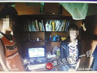 女孩在男友上大學(xué)被分手