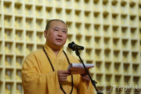 上海白領(lǐng)短期出家