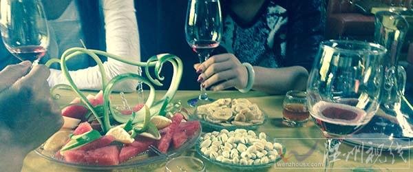 麗江回應酒托