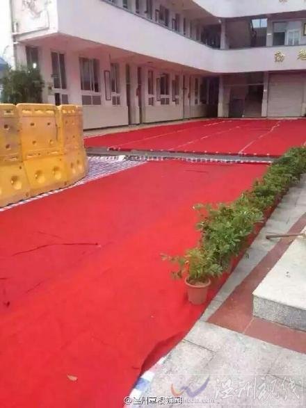 溫州一小學塑膠跑道疑存在質量問題