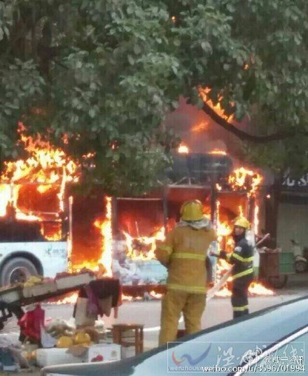 溫泉潛山商業街附近全部停電了