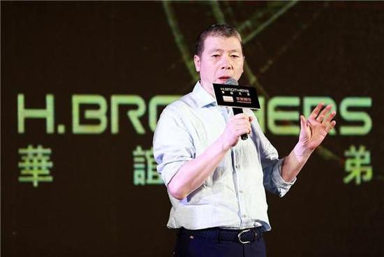 馮小剛公司被收購(gòu)15倍估值 華誼兄弟將持70%股權(quán)