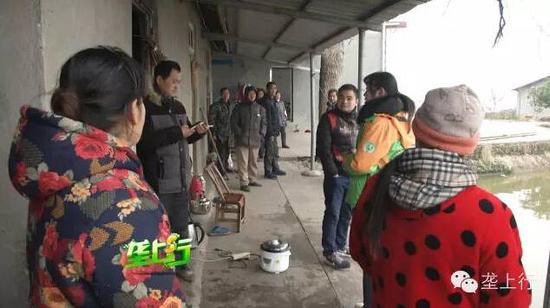 魚內臟被爆炸震碎