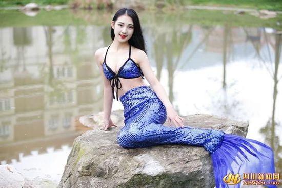 準空姐化身美人魚